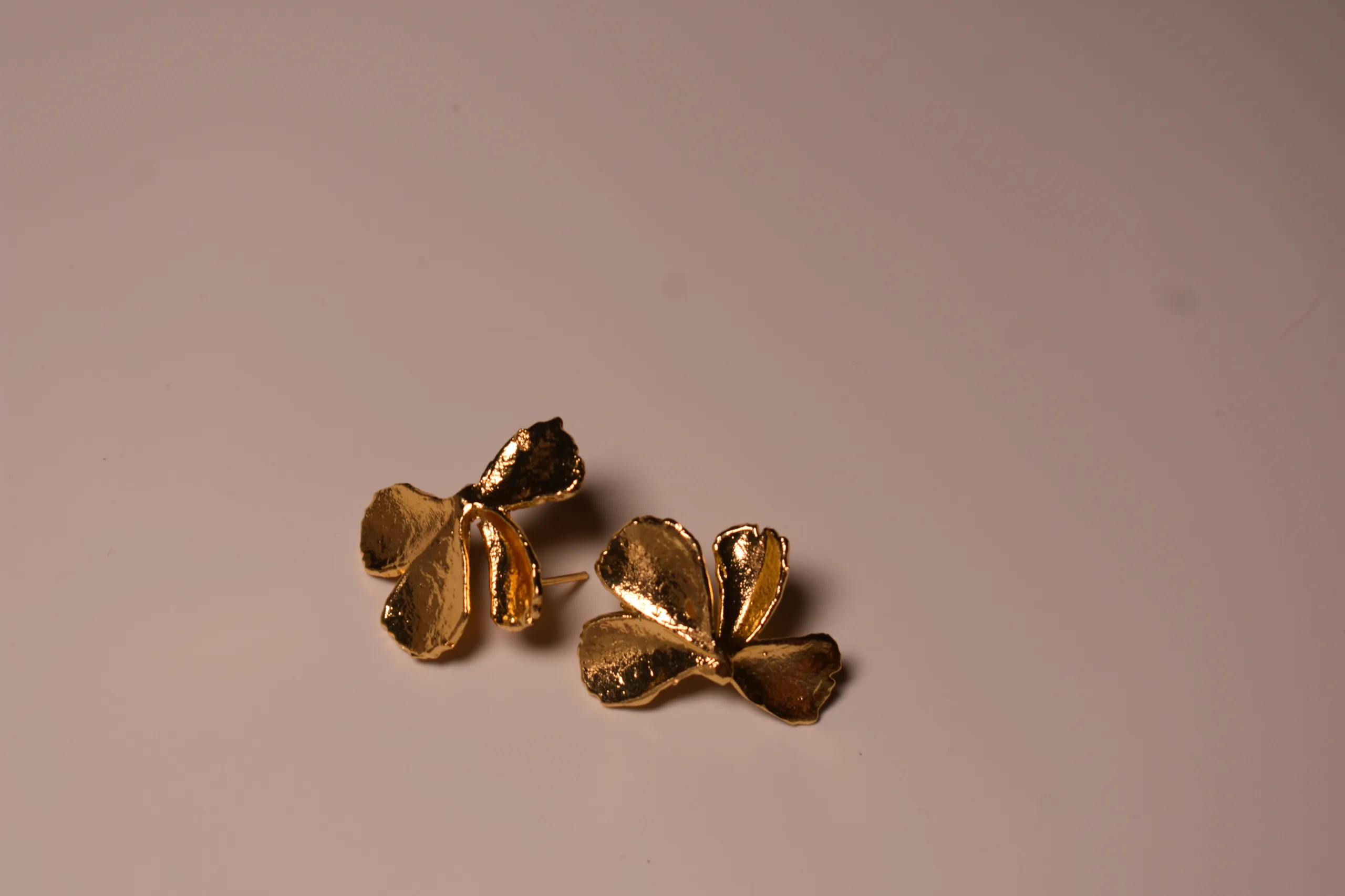 PETAL BLOOM STUDS - Image 3