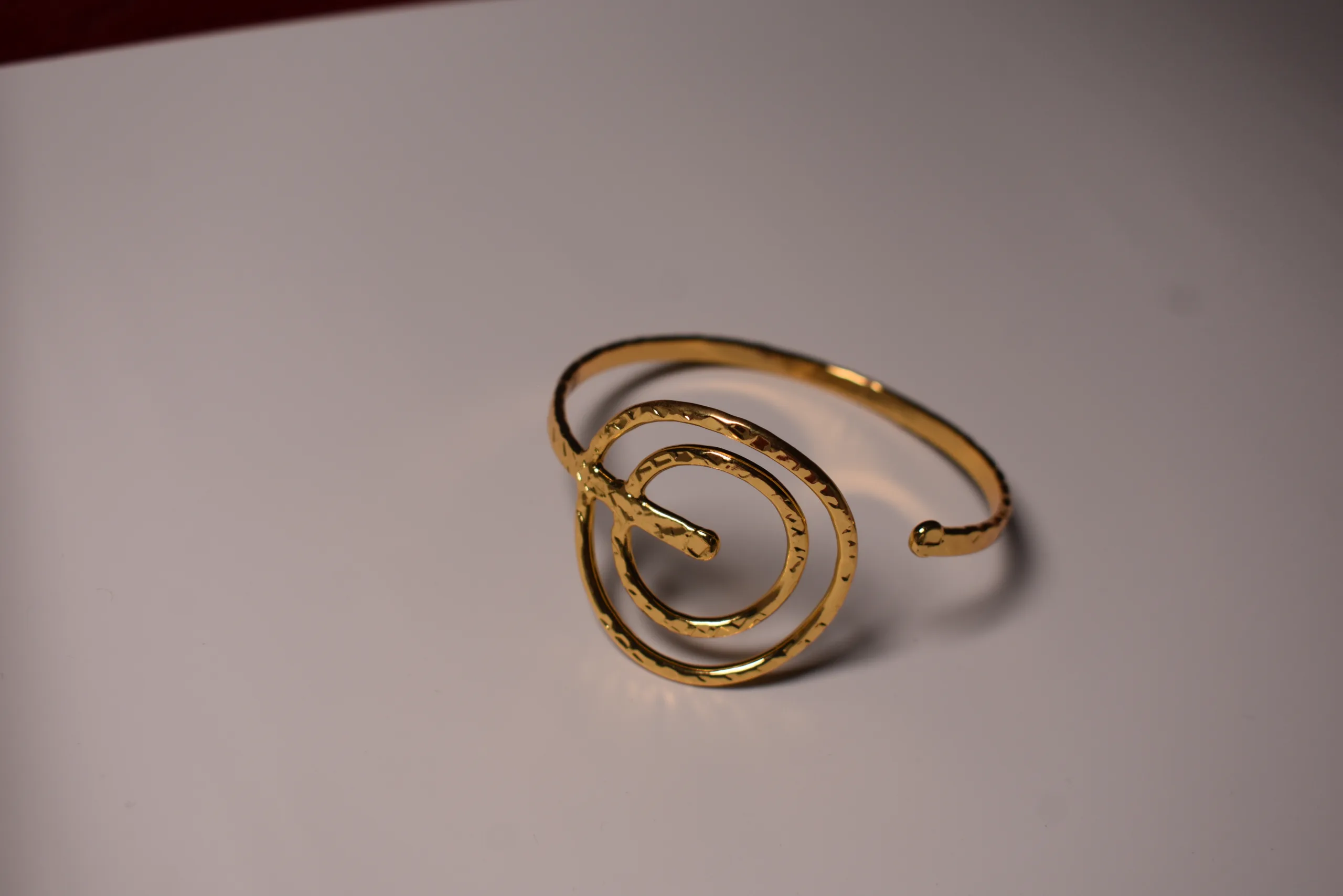 TWISTED ORBIT BRACELET - Image 2